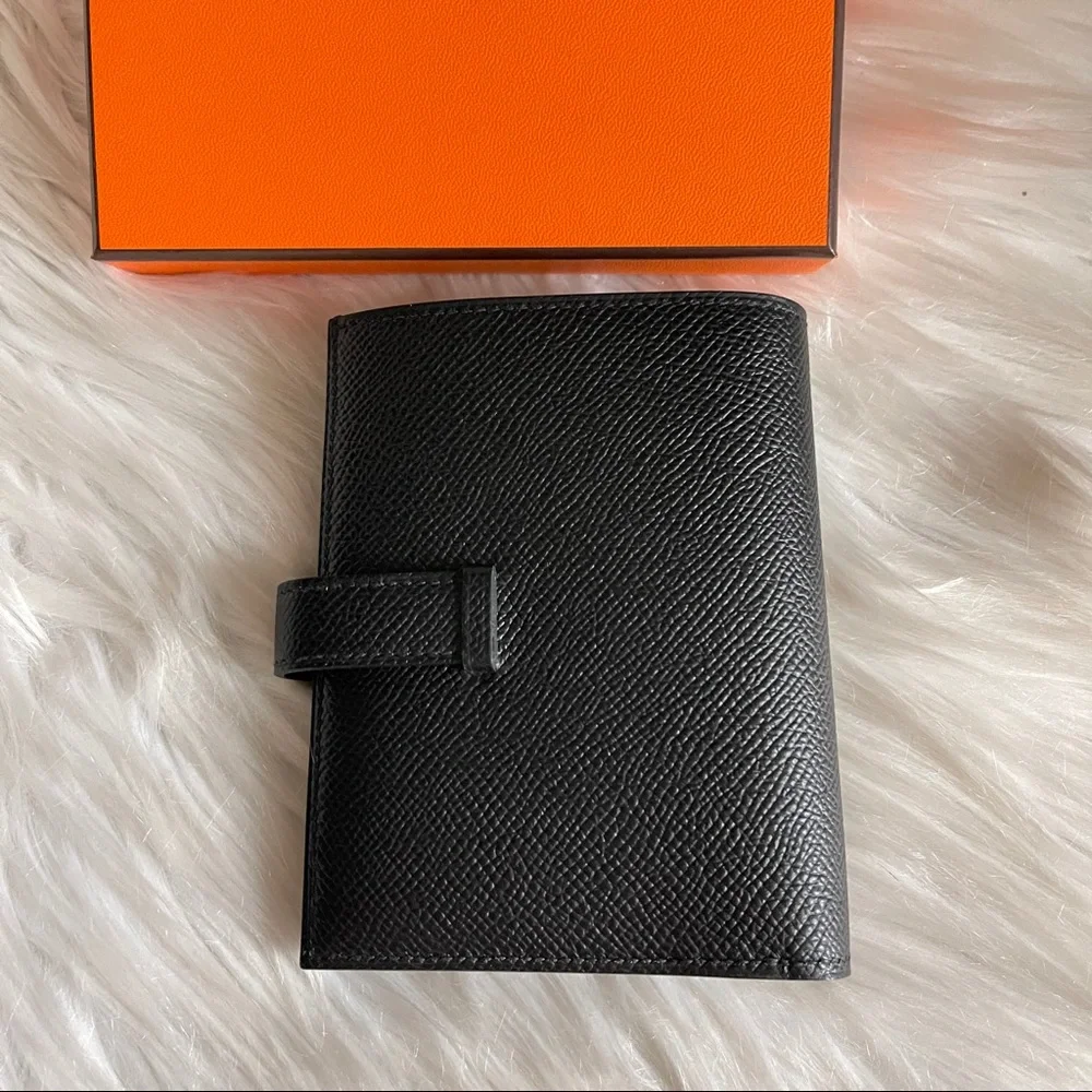 New Hermès So Black Bearn Compact monochrome Wallet